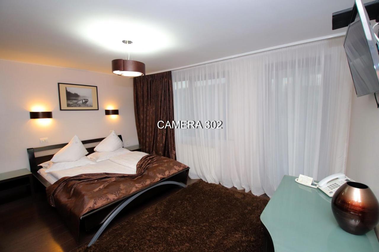 Complex Cochet Hotel Buşteni Buitenkant foto