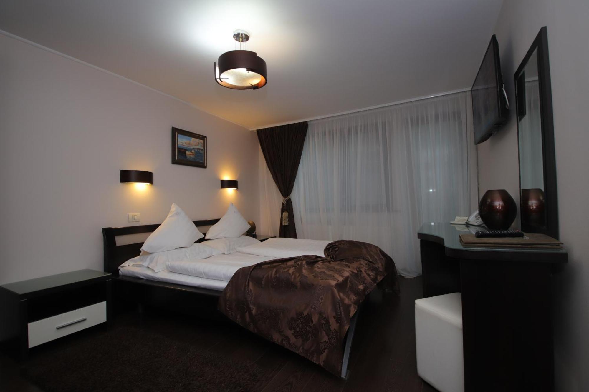 Complex Cochet Hotel Buşteni Buitenkant foto