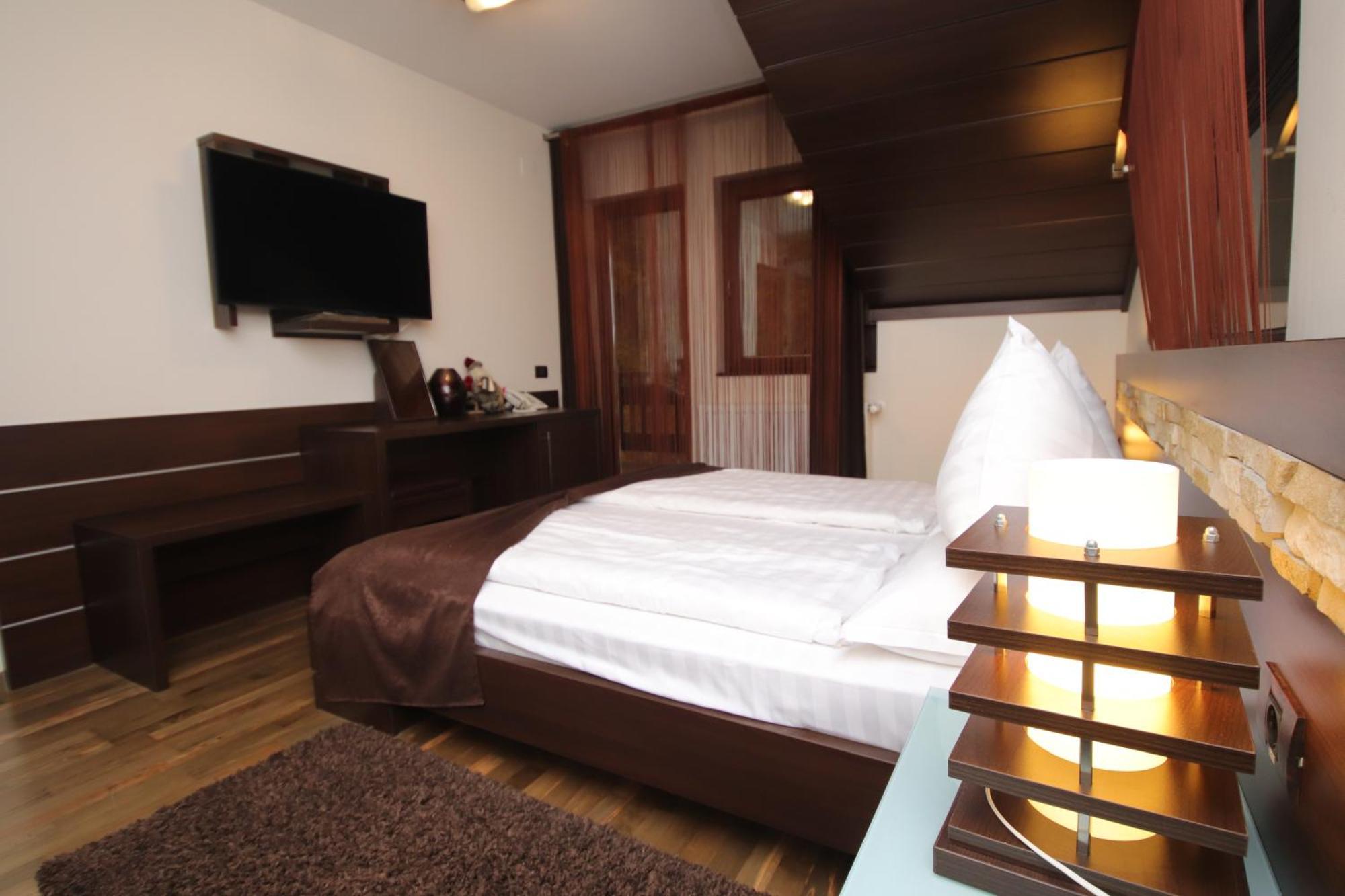 Complex Cochet Hotel Buşteni Buitenkant foto