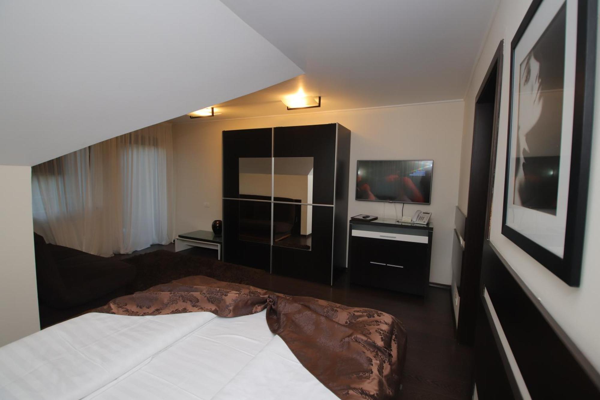 Complex Cochet Hotel Buşteni Buitenkant foto