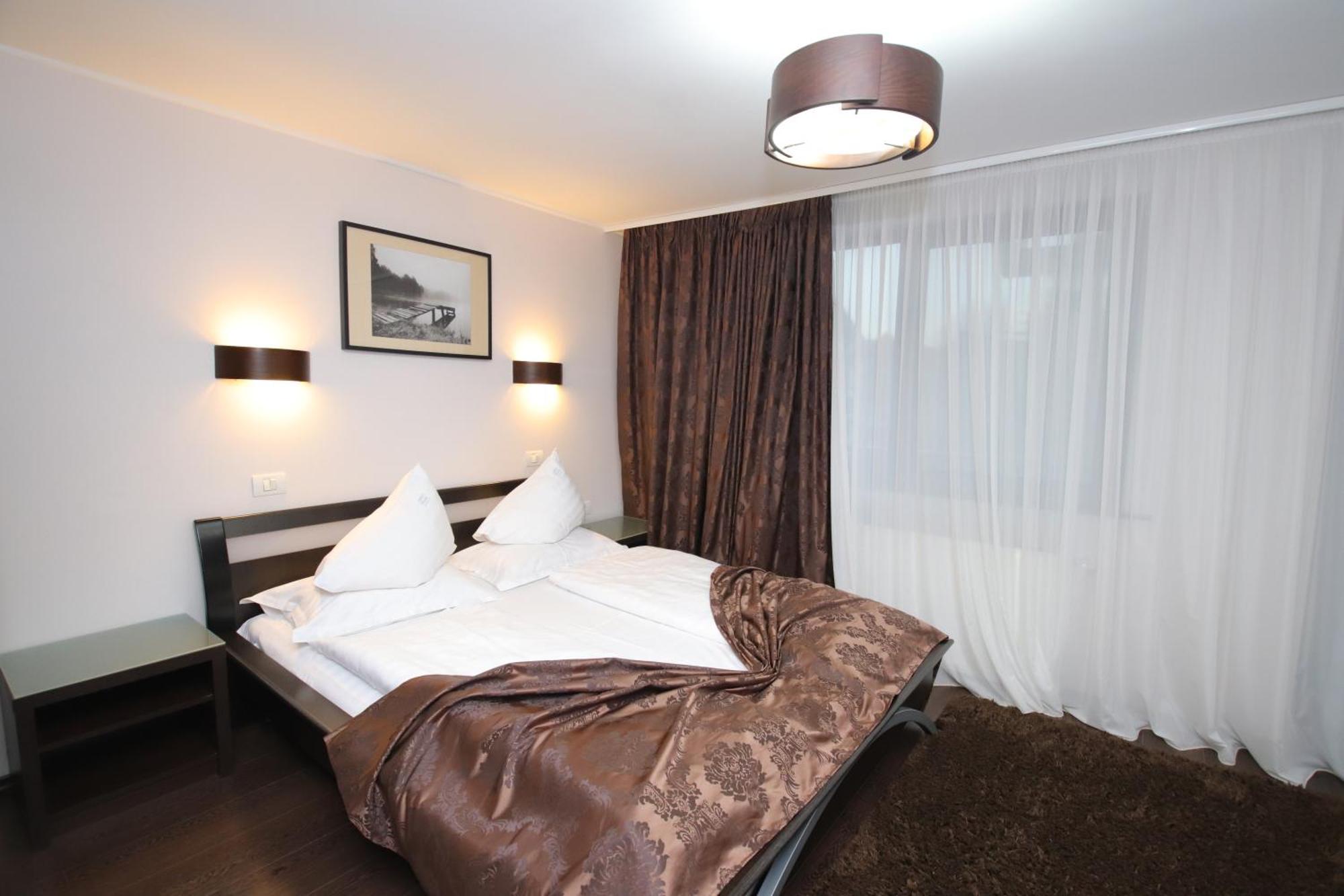 Complex Cochet Hotel Buşteni Buitenkant foto